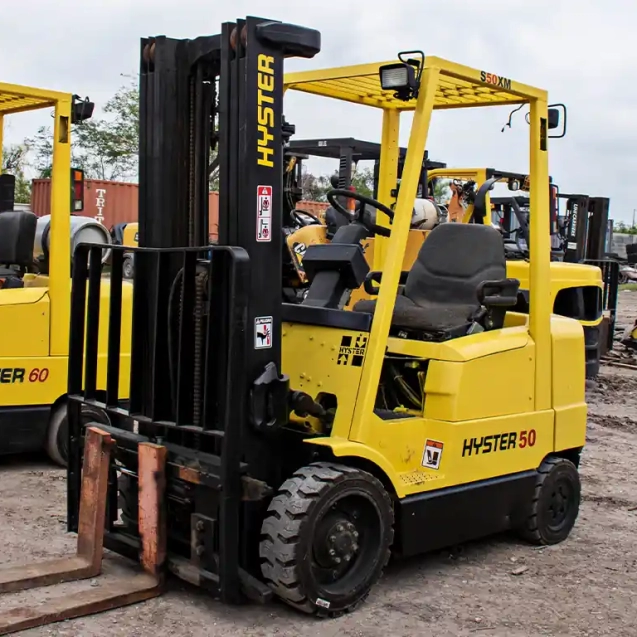 Montacargas Caterpillar 2C6000 A Gas Coragui Rental